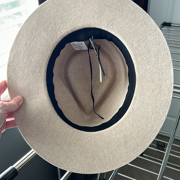 NWT Wool Hat - Picture 7 of 11